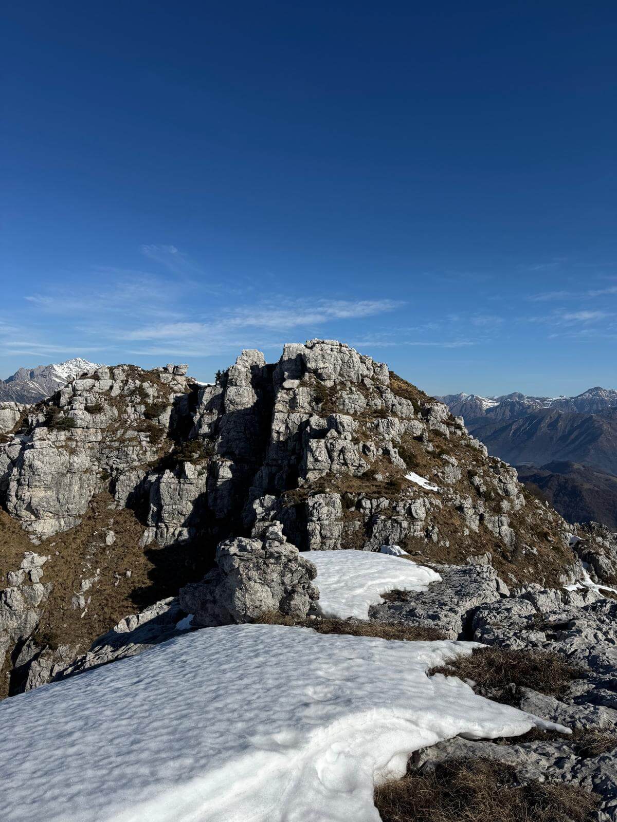 Pizzo dei Galli, foto in vetta 05.04.26 Pizzo dei Galli, foto in vetta 05.04.26