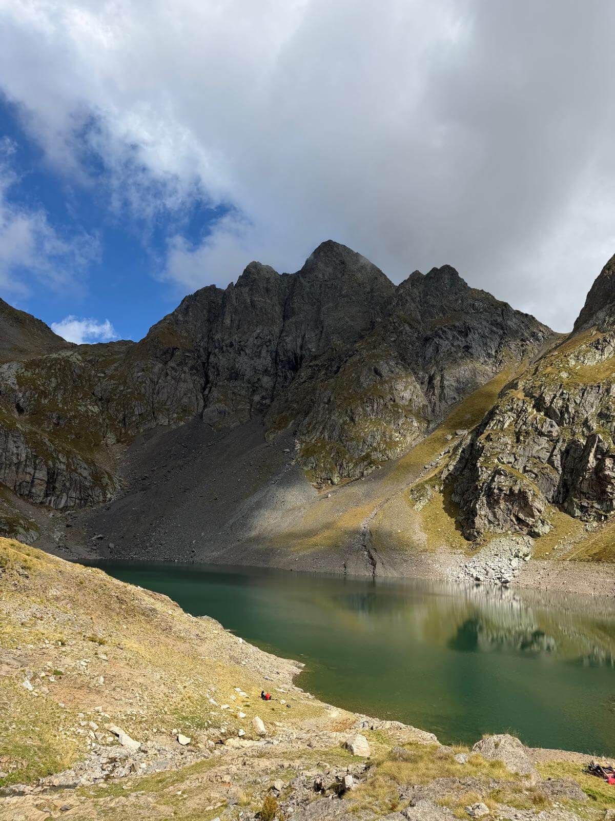 Lago del Diavolo, col Monte Aga che fa capolino 19.09.26 Lago del Diavolo, col Monte Aga che fa capolino 19.09.26