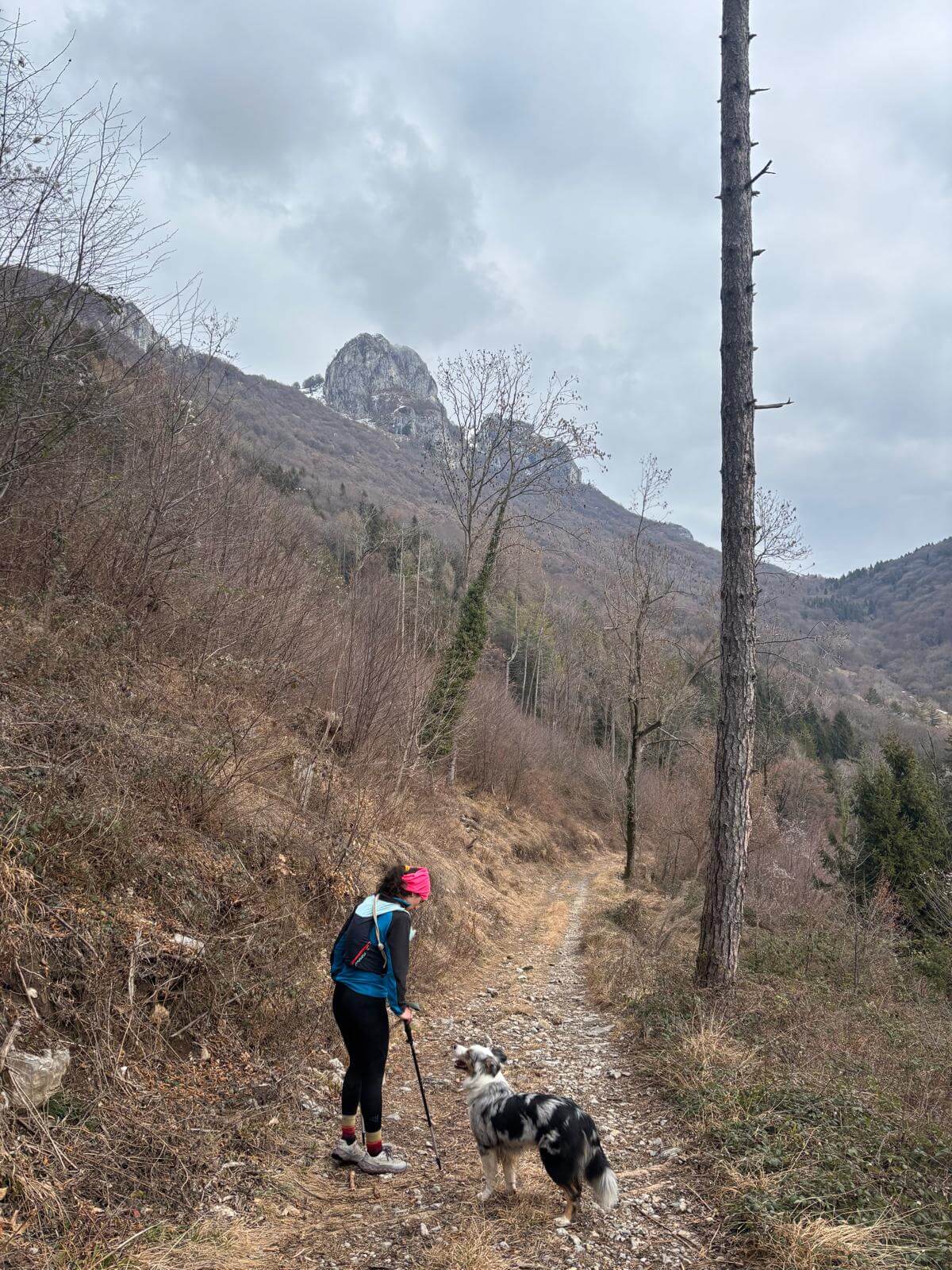 Verso il Rifugio Terz'Alpe, sulla sinistra uno dei Corni di Canzo 07.02.26 Verso il Rifugio Terz'Alpe, sulla sinistra uno dei Corni di Canzo 07.02.26